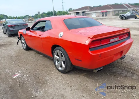 2013 Dodge Challenger R/T z USA, uszkodzony, nr VIN 2C3CDYBT8DH740439